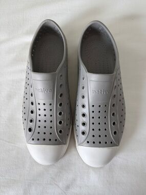 Native Jefferson Slip On Shoes Grey Men’s 8 | Women’s 10 Unisex